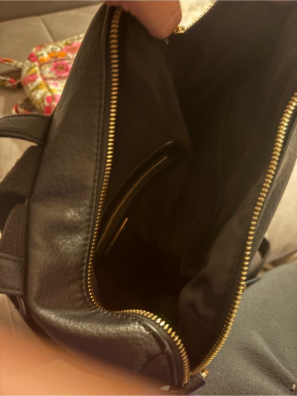 Backpack - Picture 6 of 7